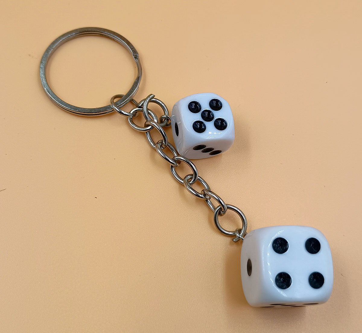 Dice Keychains Pendant Handbag Bag Key Chain Keyring Charm Black White MG Dice Keyring 1Pc Key Chain – Day Night Deal